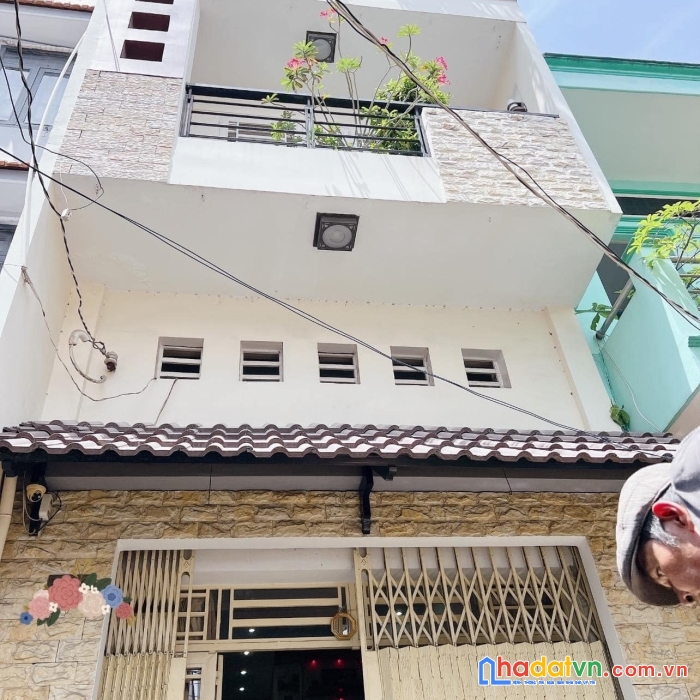 Nhà đẹp đoàn văn bơ - 61m2, 4 tầng,  phường 14, quận 4, 6pn, 4wc,  giá 6 tỷ thương lượng chính chủ