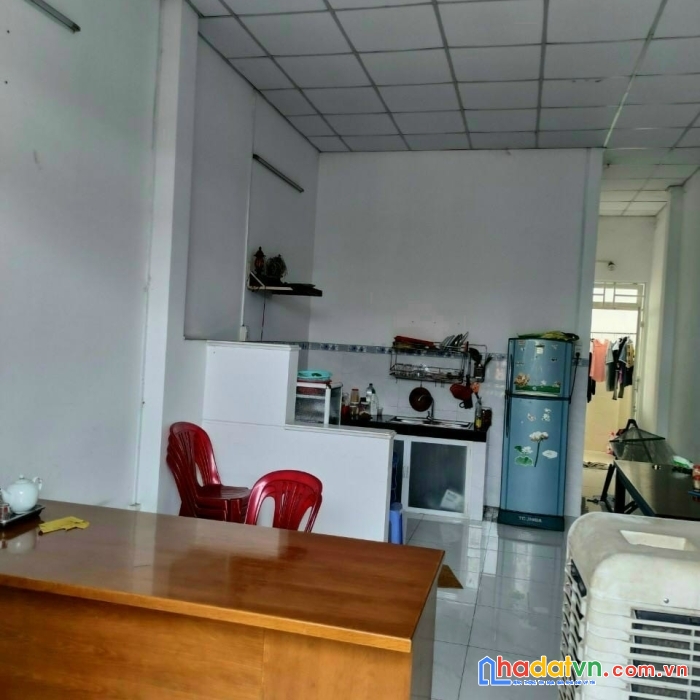 Bán nhà mặt tiền trần đình xu , quận 1 , ngang 4 x 20 .
