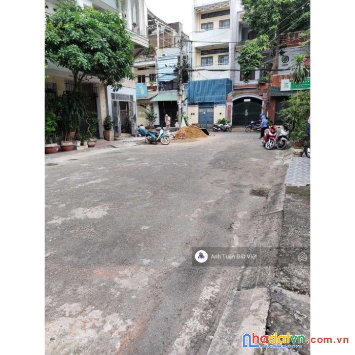 Cc thu trang  bán  nhà nguyễn  thái sơn 70m2, 4 tầng btct hẻm 12 m, chỉ 6,5 tỷ.