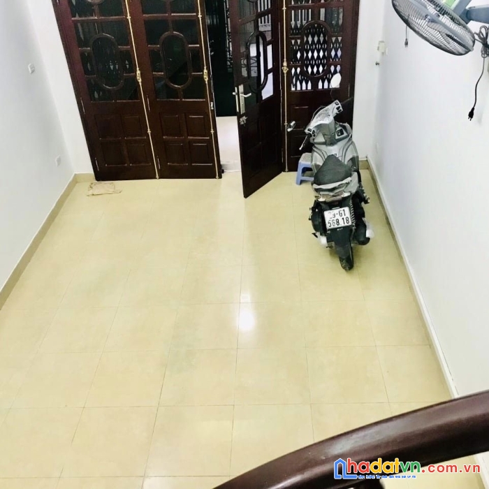 Bán nhà phố triều khúc 51m 4 tầng mt3.9 giá:8.9 tỷ