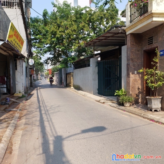 Siêu phẩm đất ngọc thụy 86m2, ngõ ôtô tránh. 2 mặt ngõ, chia lô đẹp