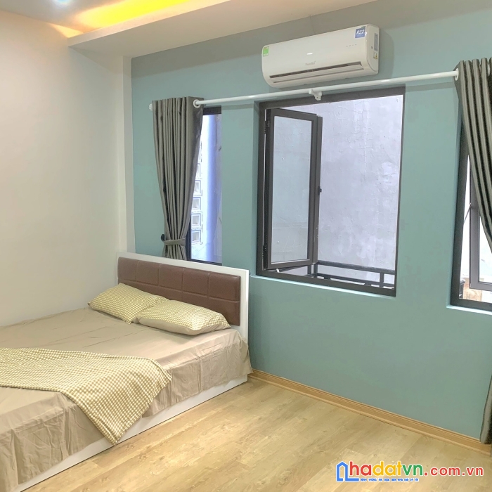 Bán tòa căn hộ ccmn nguyễn chí thanh - đống đa - dt: 62m - 5 tầng - 9 phòng - doanh thu 45tr/