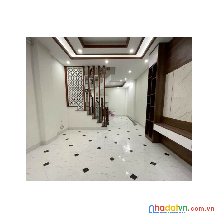 Nhà mới thổ quan 47m 5 tầng giá 6,2 t. lô góc,ngõ thông kd nhỏ, nội thất xịn