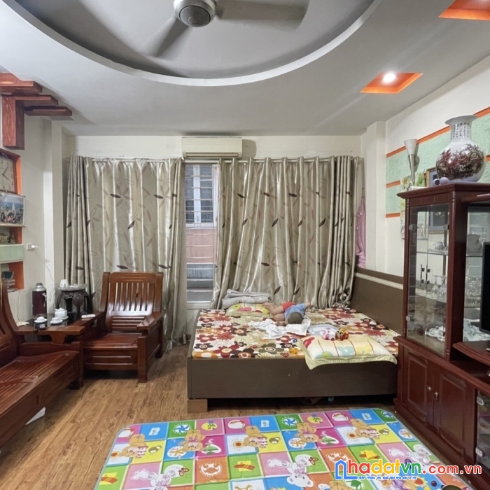 Chính chủ ủy quyền bán nhà chùa láng, đống đa, 2 thoáng, sát phố, 29m2x4 tầng, chỉ 2.99 tỷ