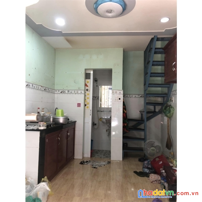 Bán nhà hồ thị kỷ, q10, 3 tầng, 30m2, nhỉnh 2 tỷ.