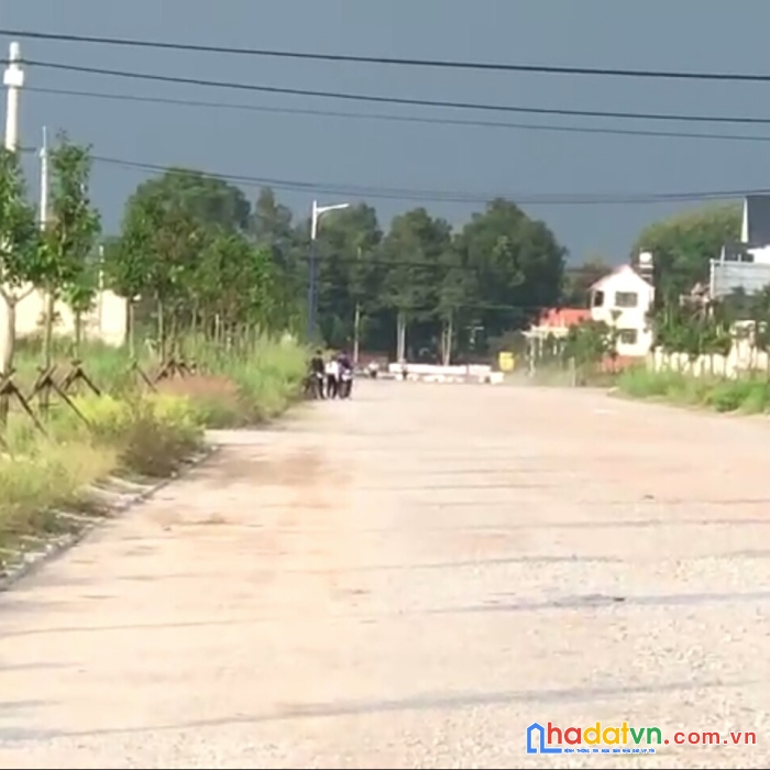 Chủ kẹt tiền bán gấp đất mặt tiền trục chính d3 view công viên,  cách đường minh thành an long chỉ