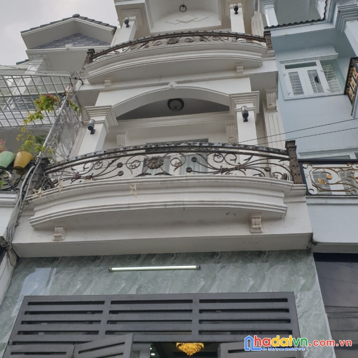 Nhà tân chánh hiệp, quận 12 - 52m2 - 4 tầng btct - hẻm xe hơi thông thoáng - chỉ hơn 5 tỷ.