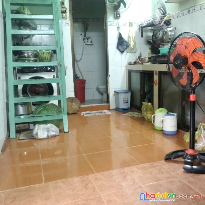 Nhà nở hậu l 6.8m sát đường hưng phú,dã tượng p10q8