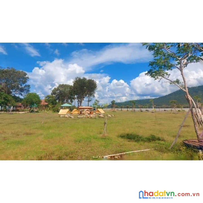 Chính chủ bán đất vườn xoài , tặng luôn căn nhà vườn trên đất lh 0969.622.454