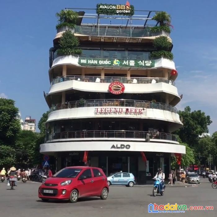 Bán building mặt phồ trung tâm hoàn kiếm cực hiếm - rất gần hồ hoàn kiếm - doanh thu hơn 20 tỷ mỗi