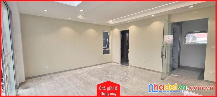 Bán siêu phẩm hoàng cầu, 51m2, 8 tầng, 15.8 tỷ, gara ô tô, thang máy, gần hồ _lp12