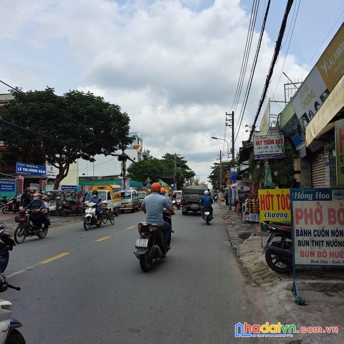 Bán nhà 2 mt thống nhất ngay quang trung, dt:16x19m, cấp  4, 69,9 tỷ
