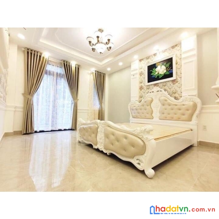 Chính chủ bán gấp căn nhà mt đường thích minh nguyệt, phường 2, quận tân bình.