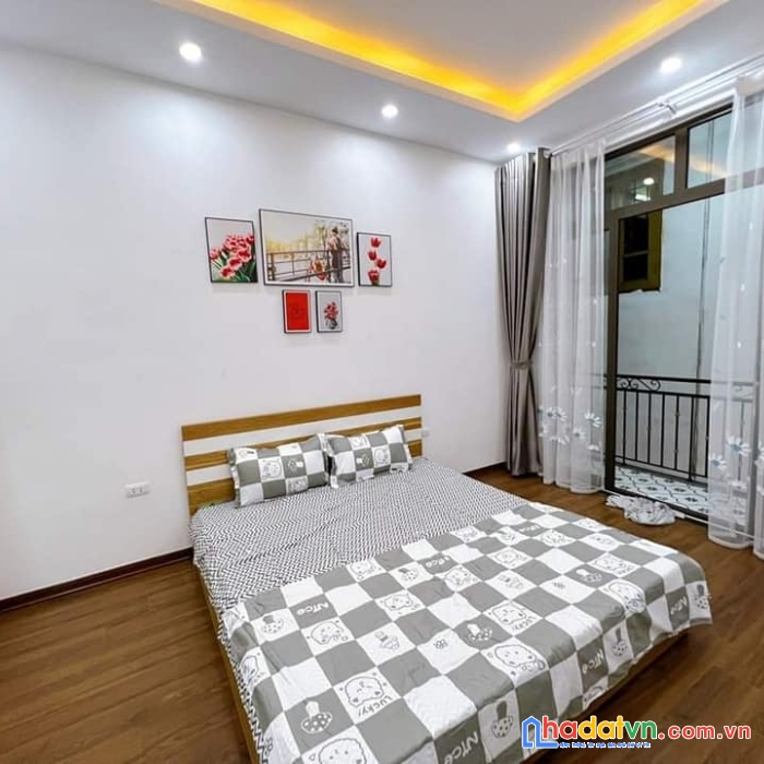Bán nhà phú diễn 47m2 x 5 tầng, 2 thoáng, gần ô tô, 3.95 tỷ.