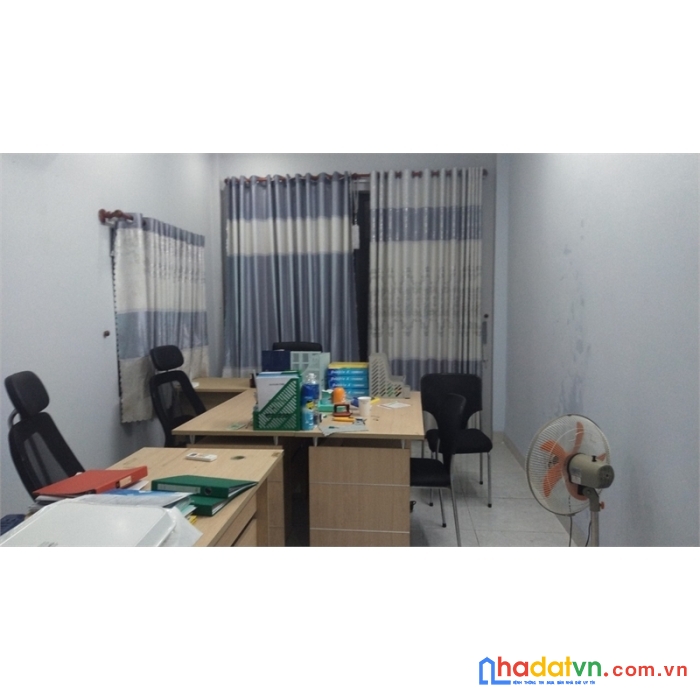 Bán đât tặng nhà. diện tích: 82m2,mặt tiền kinh doanh đường phạm như xương giá hơn 3 tỷ