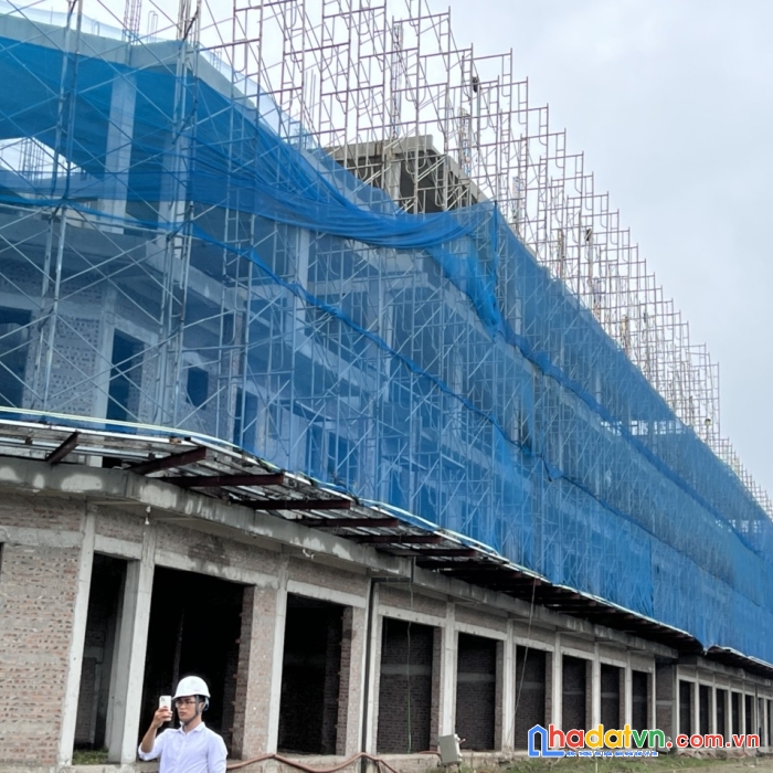 Bán nhà liền kề trung tâm gia lâm 9,1 tỷ sổ đỏ lâu dài ở kinh doanh hay cho thuê lợi nhuận cao