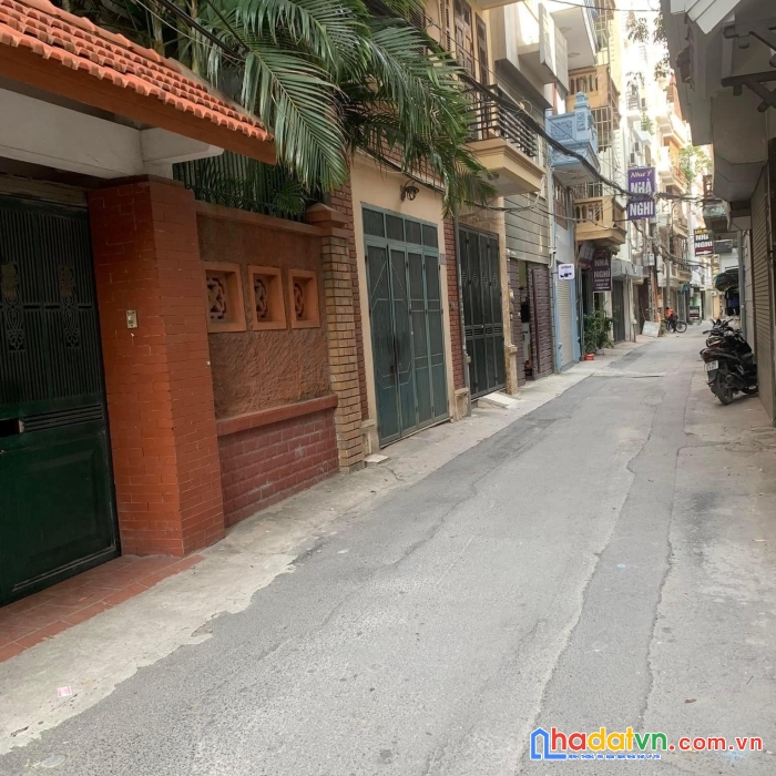Bán nhà hoàng quốc việt-55m2-giá 12.6 tỷ-khu phân lô ô tô -10m ra mặt phố-2 mặt ngõ-an