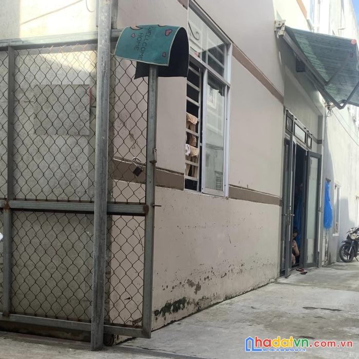 .nhà tiểu la, 5 phòng trọ, 6.3x15m, 3.x tỷ