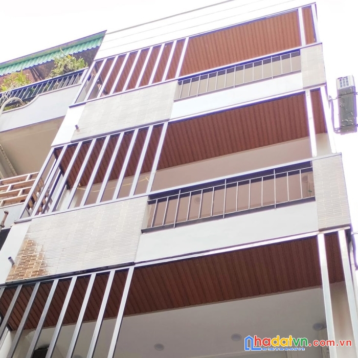 Hot!!! bán nhà phố đội nhân gần hoàng hoa thám dt 37m2, dtsd 45m2x5t, mặt tiền 3.9m, 3 mặt thoáng,