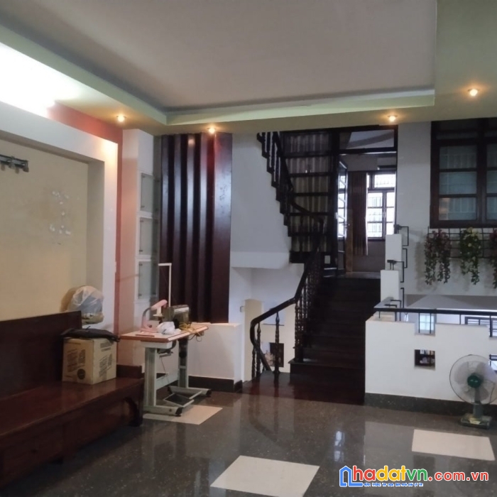 .nhà mặt tiền phan văn trị 100m2, 3 tầng, ngang 5.5, đẹp chất