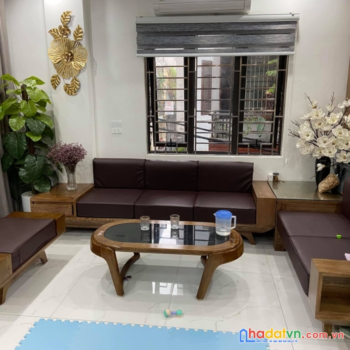 Bán nhà ở 168 trung kính, cầu giấy, nhà phân lô, ô tô, tặng nội thất, 58m2, giá 12 tỷ