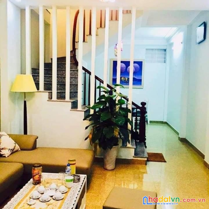Tt ba đình nhà giá rẻ ngõ kim mã dt 39m2 4mmt lô góc 4 ngủ giá nhỉnh 3 tỷ lh 0799198898