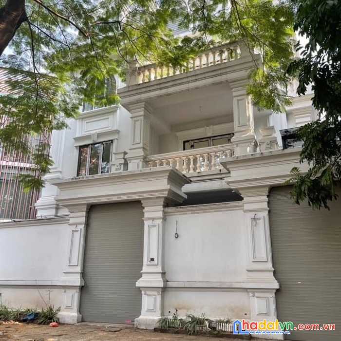 Bán biệt thự  làng khoa học phố phạm huy thông, lô góc, 162m2, mặt tiền 12m, giá 68 tỷ