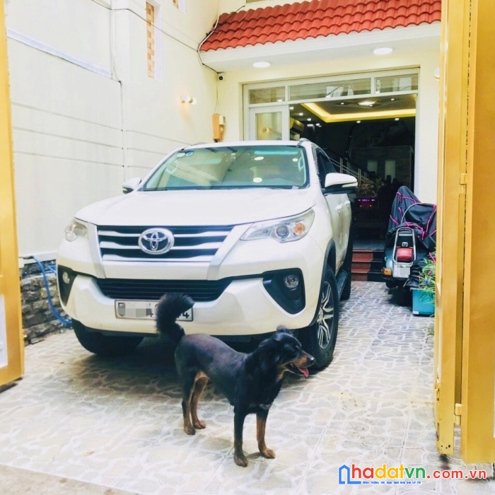 Nhà phạm văn hai tân bình -hẻm 7m-98m2-4 tầng-sát mt -tiện kd spa-cty..084.404.9555