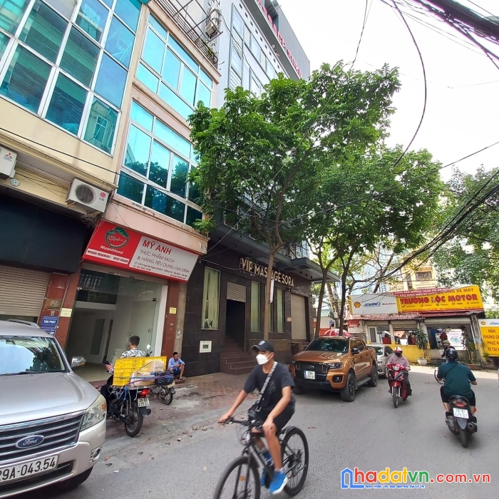 Bán nhà mặt phố ngọc khánh mặt tiền 14m siêu rộng, lô góc 9 tầng hoành tránh, kinh doanh siêu đỉnh