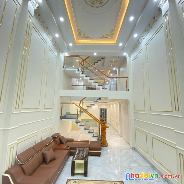 Nhà 1 trệt 1 lửng 2 lầu p.tân tiến, gần big c, đường 2 xe hơi  thông thoáng