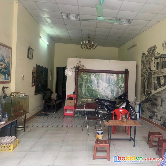 Bán nhà ngọc lâm 90m2, 3 tầng, mặt tiền 5.5m, vỉa hè ô tô tránh, kinh doanh sầm uất, vài phút sang