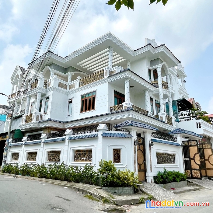 Biệt thư mặt tiền xuân thới thượng hóc môn 14m x 26m chỉ 15 tỷ