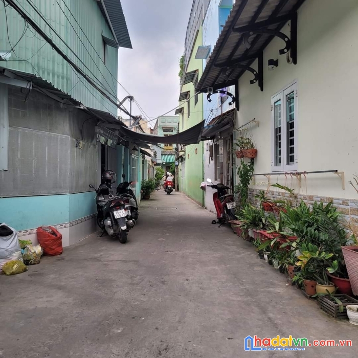 Vị trí đẹp góc 2mt thông thoán.htp. tân phú.q7 dt10m x 16m hiếm, full 6 phòng trọ.chỉ 6 tỷ 200