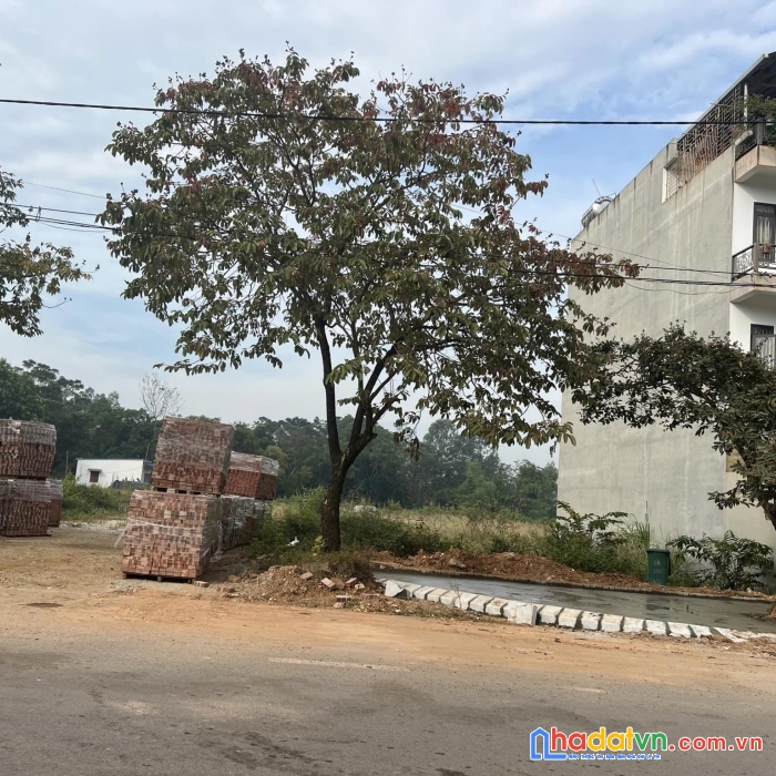 Cần bán lô đất đấu giá 2 mặt tiền phường xuân hoà - phúc yên - vĩnh phúc