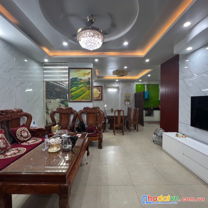 Kinh doanh! chỉ 5tỷ x4t, oto, văn phòng,  bán nhà phùng hưng, lh:0977690119 (24/7).