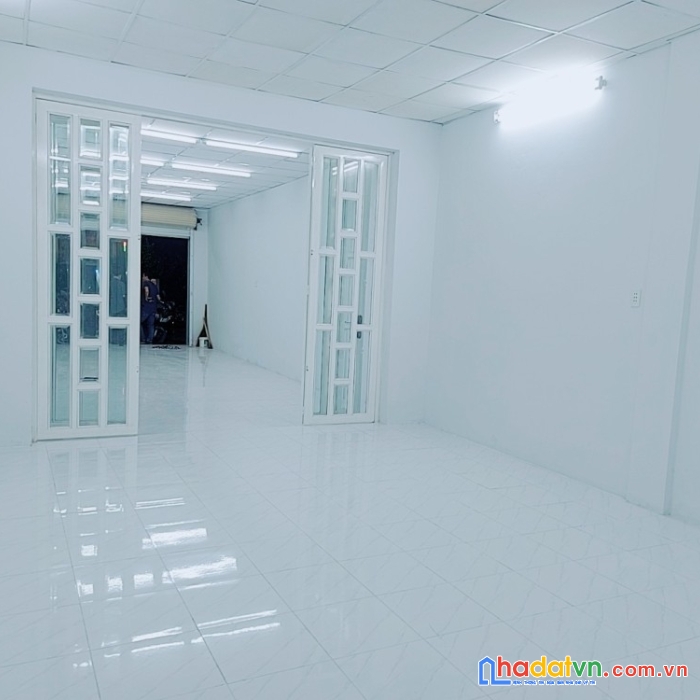 Bán nhà mt lê trọng tấn -  tân kỳ tân quý , dt 3.5x15m, 3 tầng, 9.9 tỷ (tl)