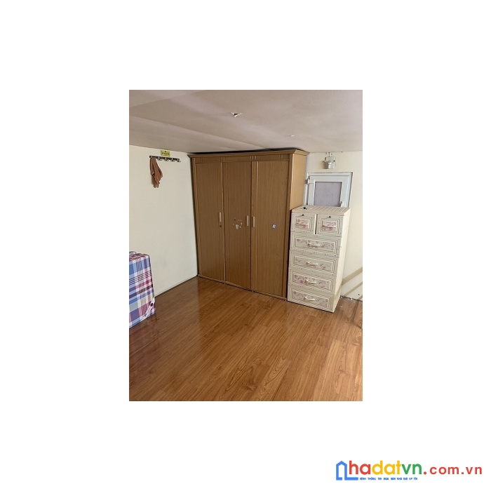 Chính chủ cần bán nhà địa chỉ 442 âu cơ, phường nhật tân, quận tây hồ