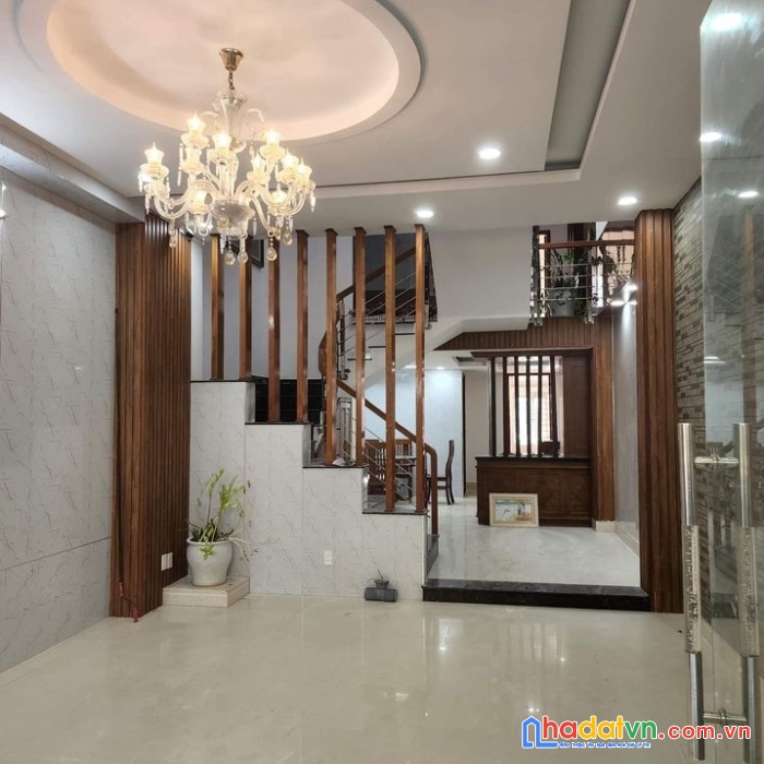 Chính chủ bán nhà 85m2, ô tô đỗ cửa, thoáng vĩnh viễn, chỉ 3 tỷ nhỏ