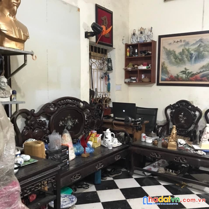 Bán nhà giá rẻ  tây sơn đống đa nhà 7 tầng chỉ 900 triệu.