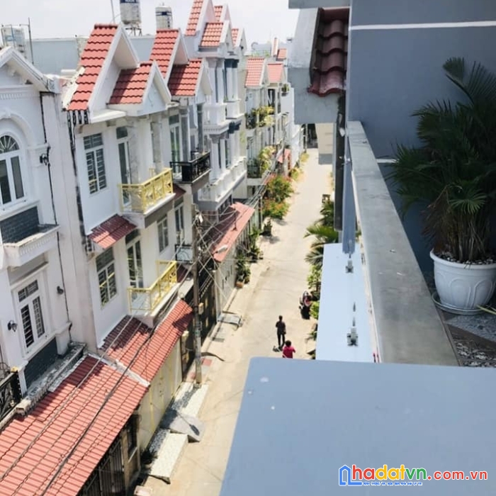 Siêu phẩm! đào tông nguyên – tt nhà bè, hẻm thông xe hơi, 52m2, 4 tầng, giá 6.2 tỷ.
