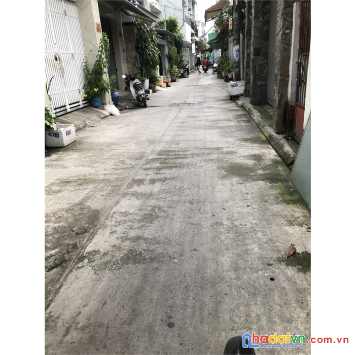 Bán nhà hẻm 4m, bên hông chợ sơn kỳ, diện tích 64m2, 4 x16m, 3 tầng, bờ bao tân thắng, phường sơn