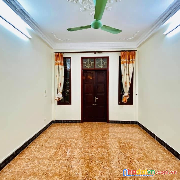 Nhà đẹp ô tô đỗ cửa chỉ nhỉnh 3 tỷ