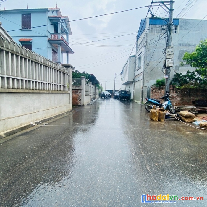 Bán đất trục chính - xóm tiên - tiên hùng, đường hơn 6m, lô góc 2 mặt thoáng.