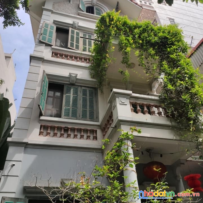 Biệt thự cầu bươu thanh trì, 140m2, mặt tiền 8m, 4 tầng, plo, nhà rộng, giá 14 tỷ.