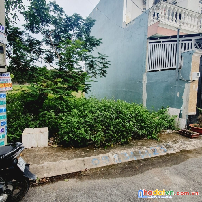 Đất 80m2 thổ cư, đường nhựa 6m, kế công viên cá koi xtt6