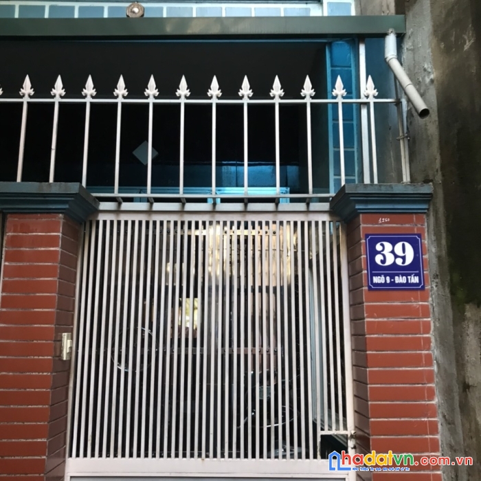Chính chủ cần bán gấp nhà tại ngõ 9 đào tấn, ba đình dt52.7m2x4 tầng giá 8 tỷ lh 0903227906