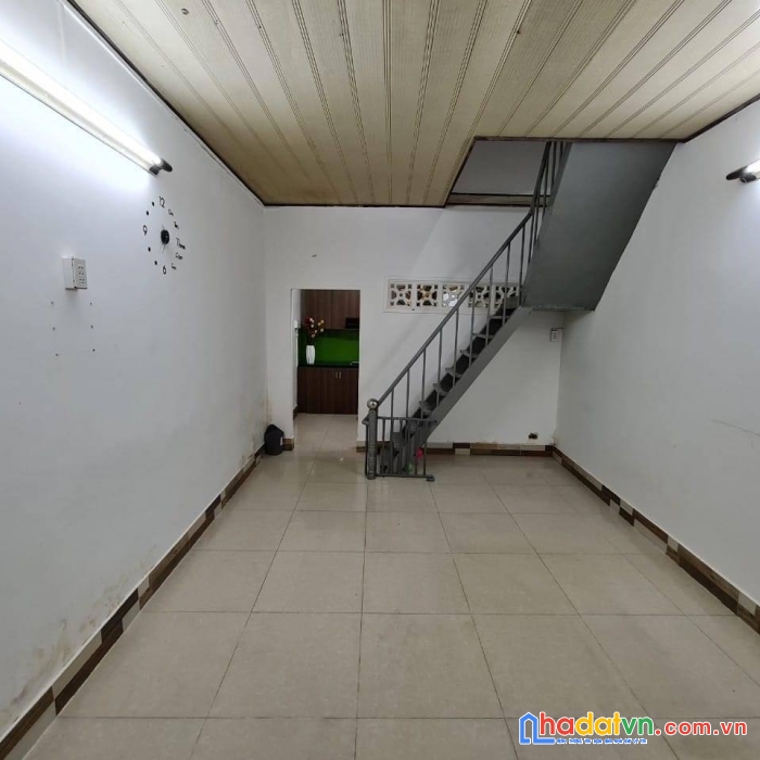 Bán nhà nhỏ xinh đường nguyễn minh châu, hẻm 3m, 2 tầng, 31m2 chỉ 2.7 tỷ, giáp tân bình
