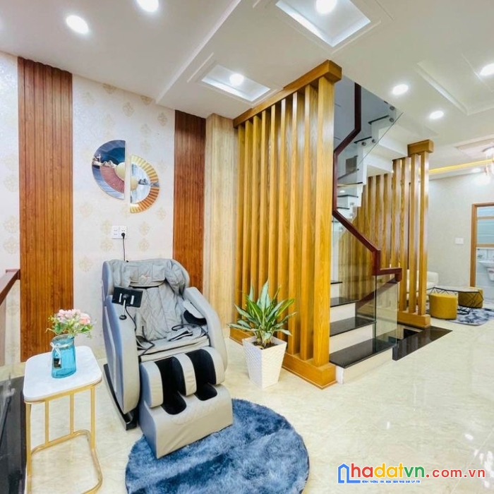 Bán nhà 4 tầng - đường 10m lề 2m - ngay giao lộ hương lộ 2 và bình trị đông - gần chợ trường bệnh