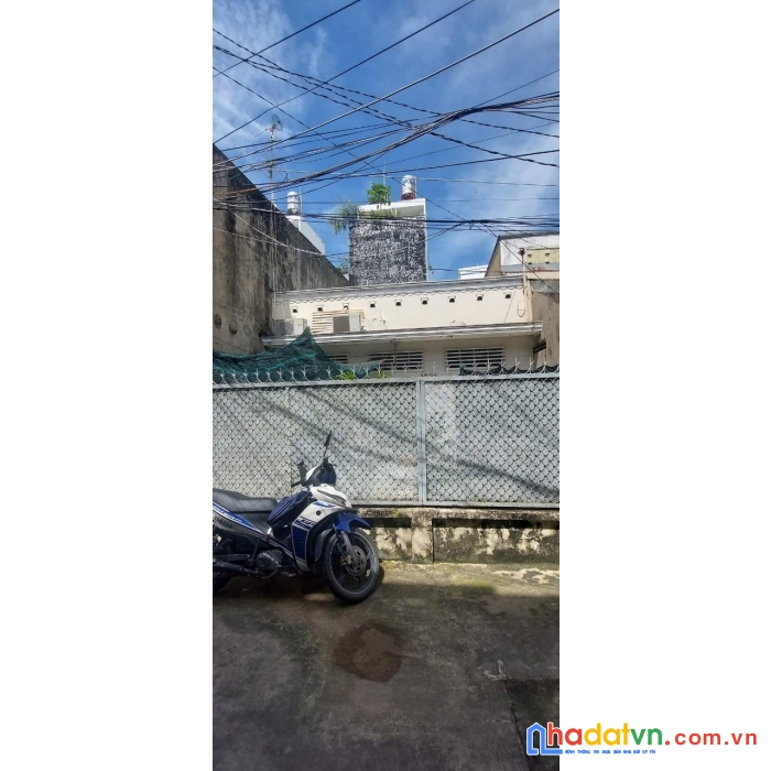 Quận 11, hxt thẳng trục, sát mặt tiền tân hóa, gần hồng bàng, vòng xoay cây gõ, ngang khủng 6.5m,