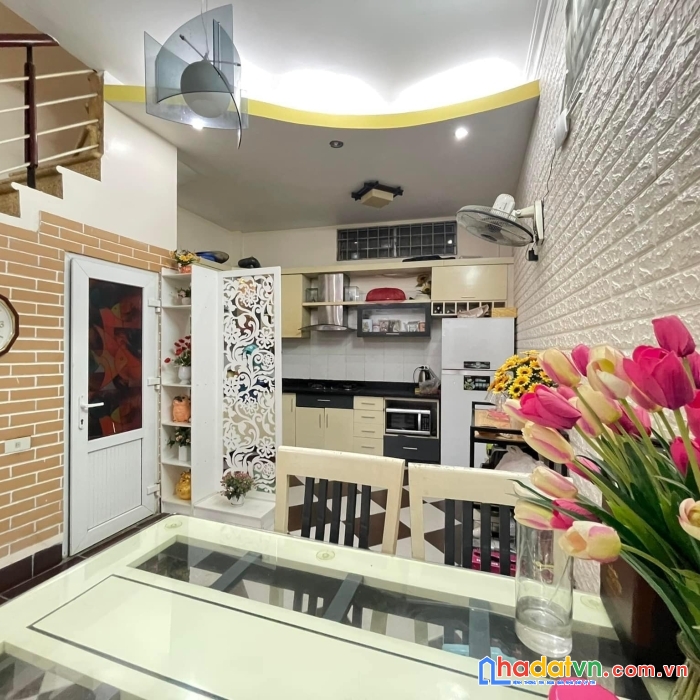 Bán nhà định công thượng dt 40m2 x4t, mới,đẹp,ở luôn,giá 3,35 tỷ